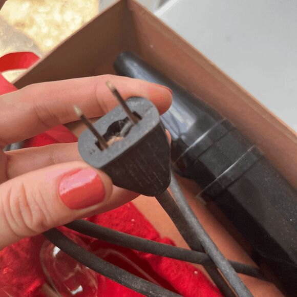 Antique Master Violet Ray Machine With 3 Glass Attachments Works Circa 1920’s - Picture 12 of 12